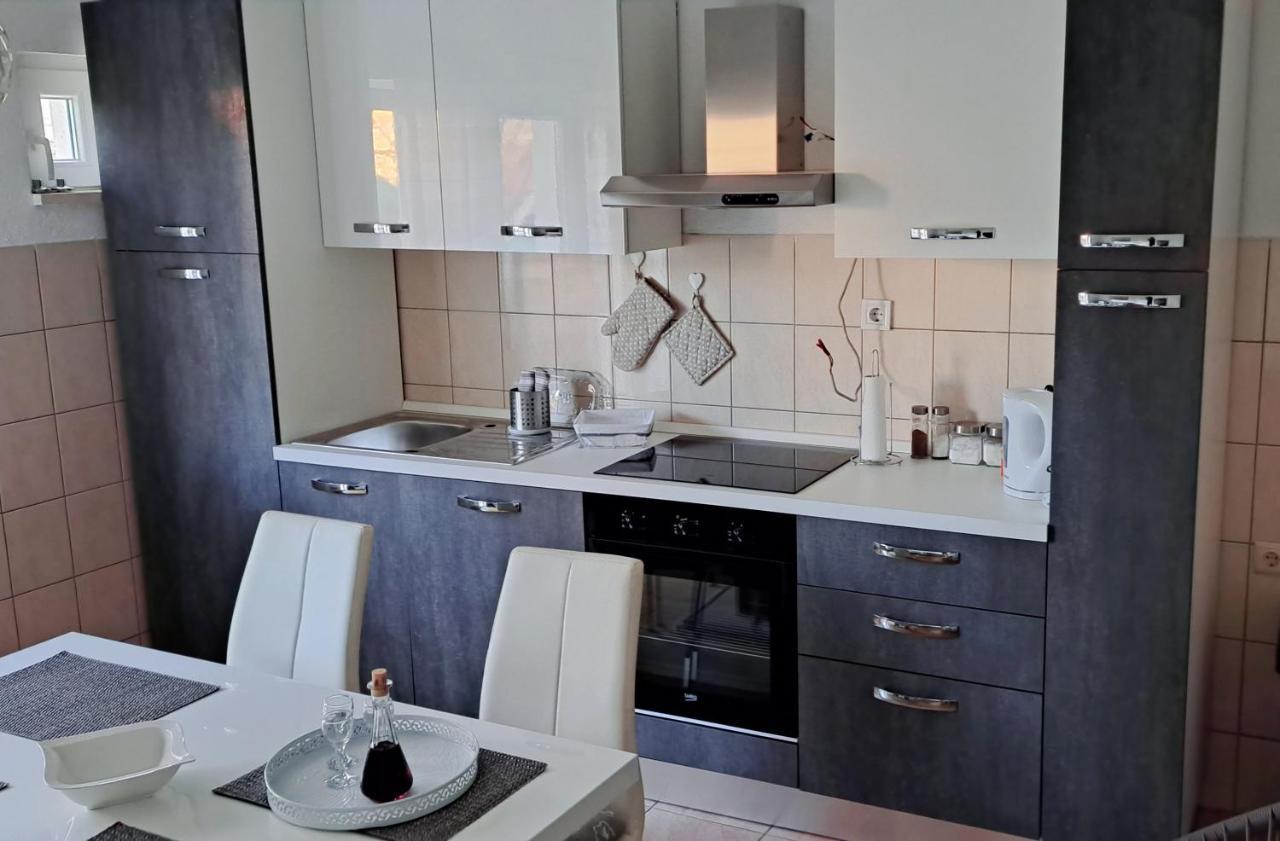 Maria Apartments Kaštela エクステリア 写真